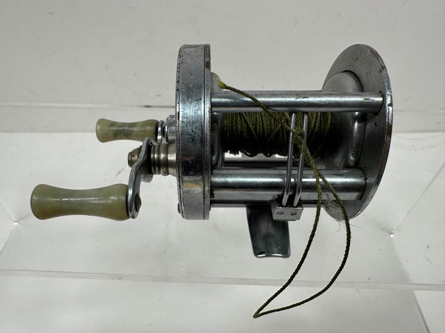 Vintage Horrocks-Ibbostson Co Caster Non-Back-Lash Fishing Reel [Photo 6]