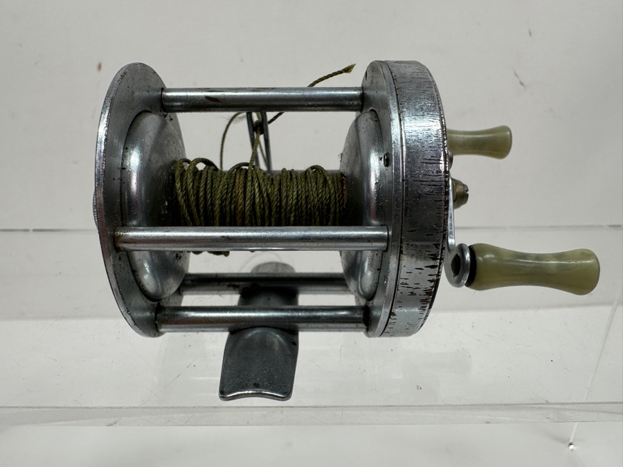 Vintage Horrocks-Ibbostson Co Caster Non-Back-Lash Fishing Reel [Photo 4]