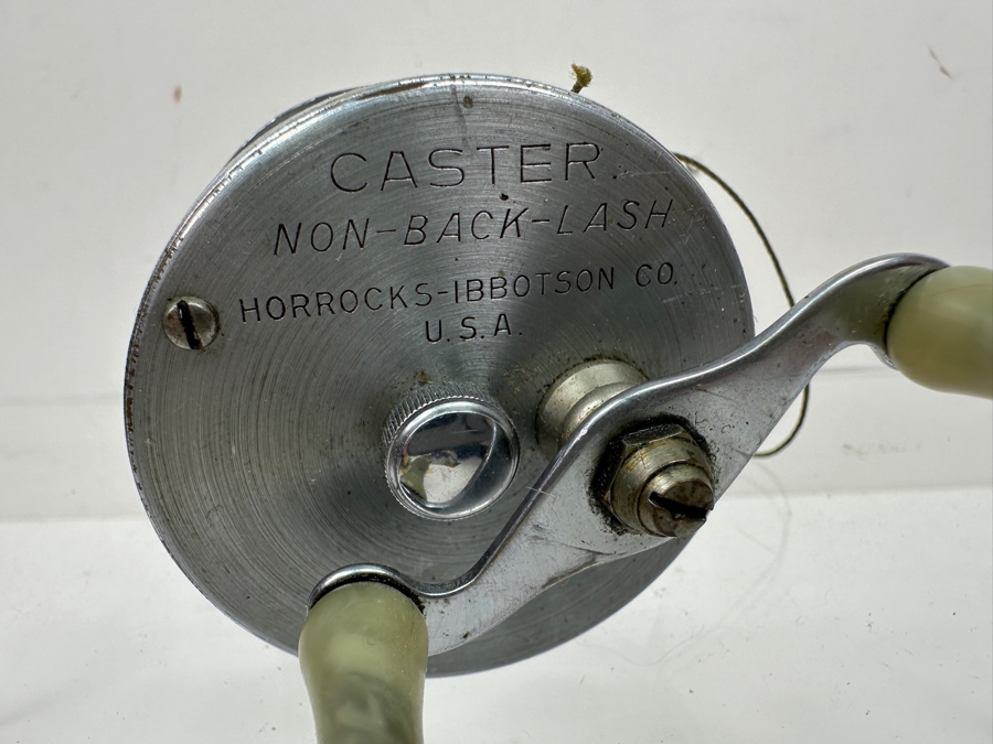 Vintage Horrocks-Ibbostson Co Caster Non-Back-Lash Fishing Reel [Photo 2]