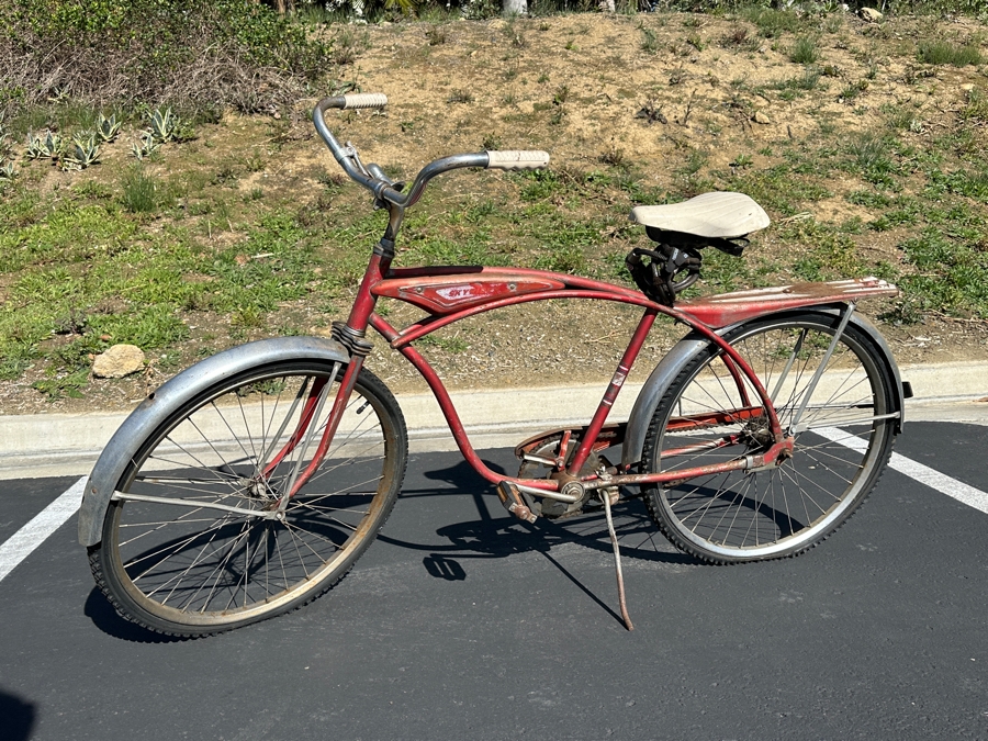 Vintage Mid-Century AMF Roadmaster Skyrider Bicycle [Photo 8]