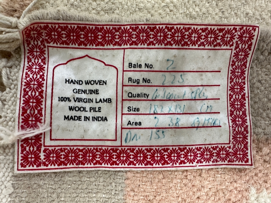 Hand-Woven Virgin Lamb Wool Rug Made In India 52' x 73'
 [Photo 5]