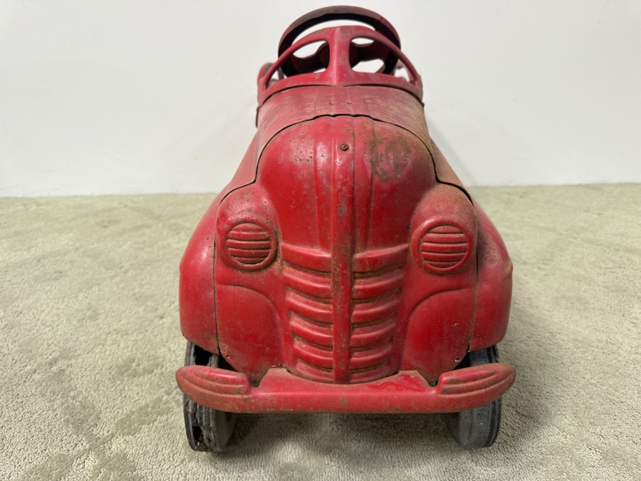 1940s Murray Station Wagon Pedal Car - Fire Chief Model - Steering Wheel Not Connected, Missing Pedals  50'W x 16'D x 20.5'H
 [Photo 6]