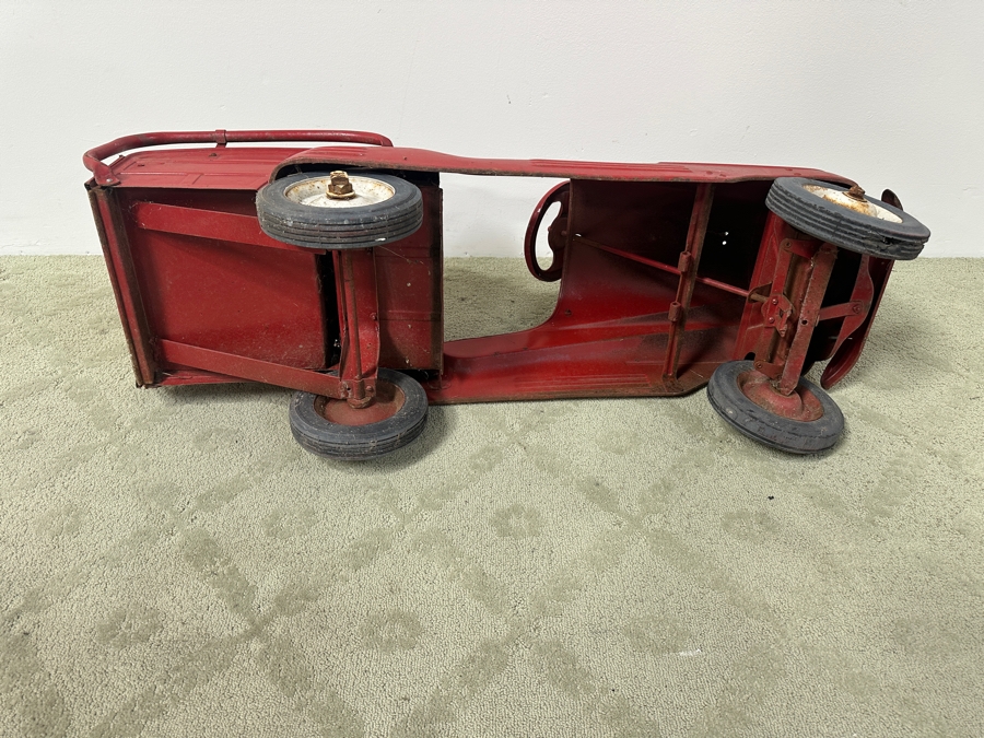 1940s Murray Station Wagon Pedal Car - Fire Chief Model - Steering Wheel Not Connected, Missing Pedals  50'W x 16'D x 20.5'H
 [Photo 9]