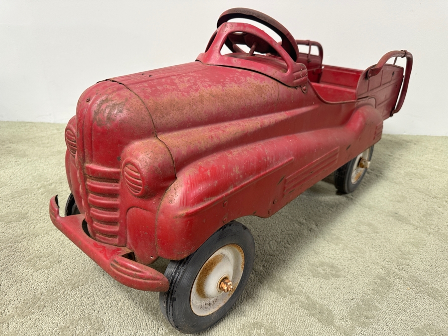 1940s Murray Station Wagon Pedal Car - Fire Chief Model - Steering Wheel Not Connected, Missing Pedals  50'W x 16'D x 20.5'H
 [Photo 4]