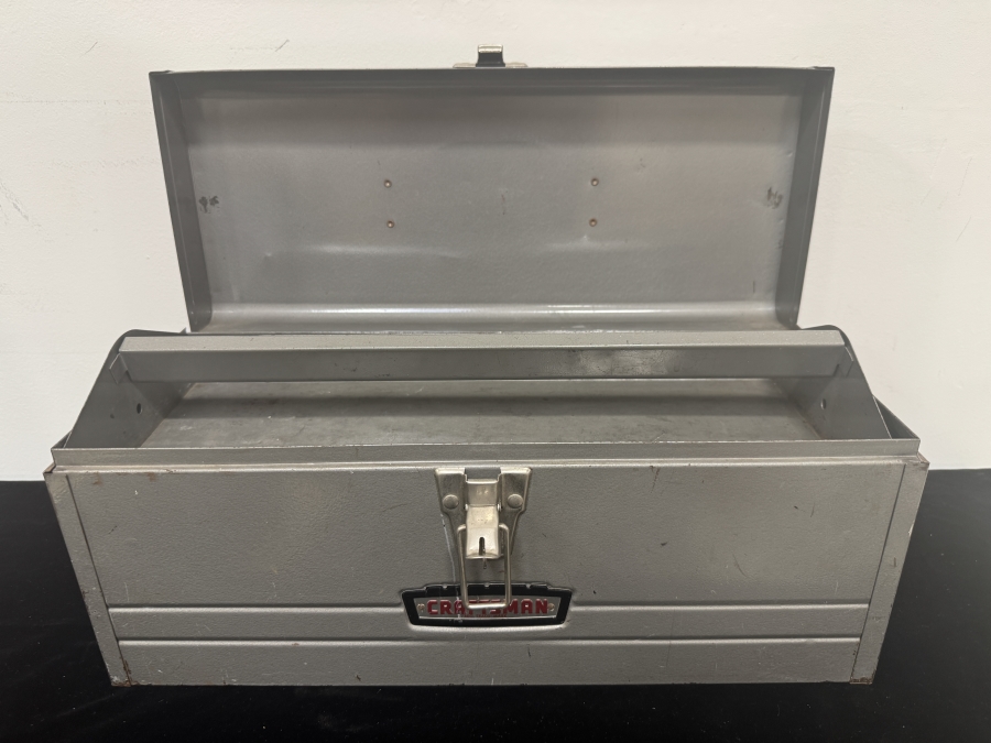 Just Added - Vintage Craftsman Metal Tool Box 17'W x 7'D x 7.5'H [Photo 4]