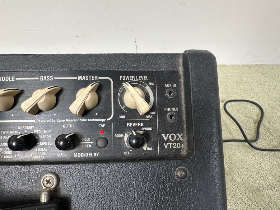 Just Added - VOX VT20+ Guitar Amp [Photo 3]