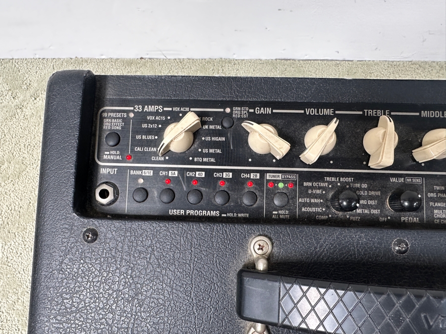 Just Added - VOX VT20+ Guitar Amp [Photo 4]