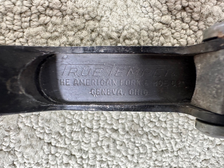 Just Added - Collection Of (12) Vintage Fishing Poles - See Photos [Photo 17]