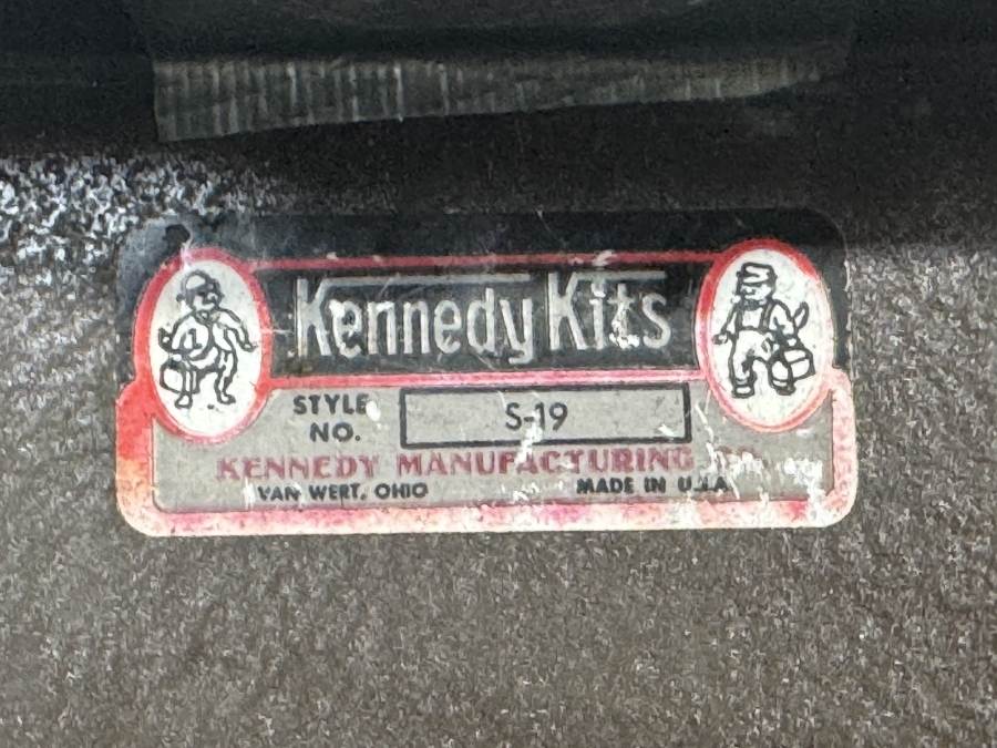 Just Added - Vintage Kennedy Kits Metal Tool Box 19'W x 7'D x 7.5'H [Photo 3]