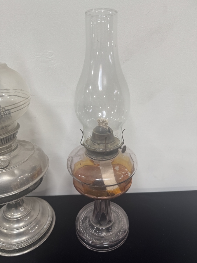 Just Added - (2) Antique Kerosene Lamps Including A Rayo Center Draft Lamp By Bradley And Hubbard
 [Photo 4]