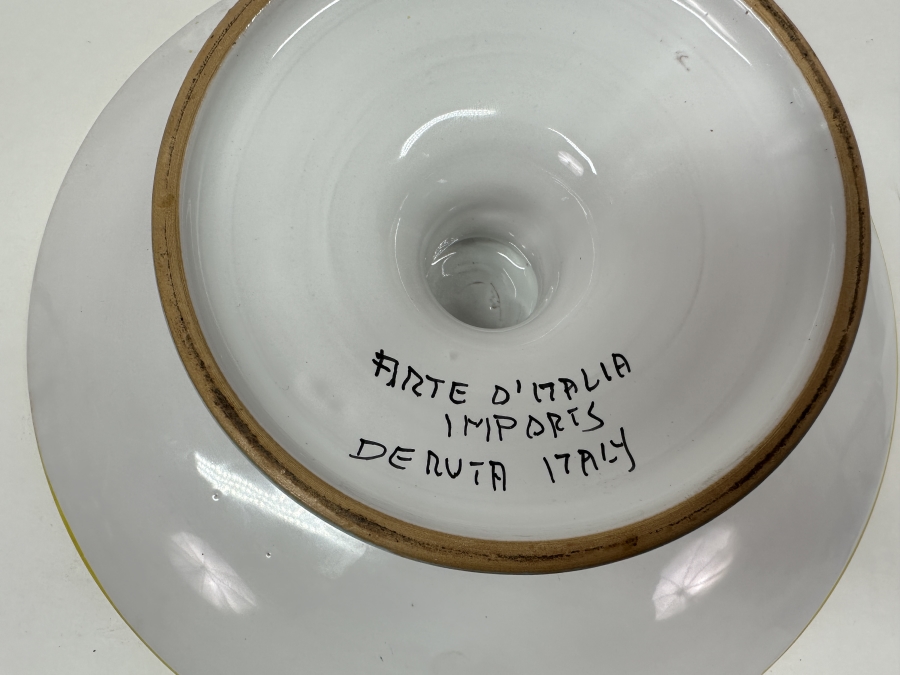 Just Added - Italian Deruta, Italy Hand Painted Ceramic Cake Stand With Classic 'Raffaellesco' Pattern 12'W X 3.5'H [Photo 6]