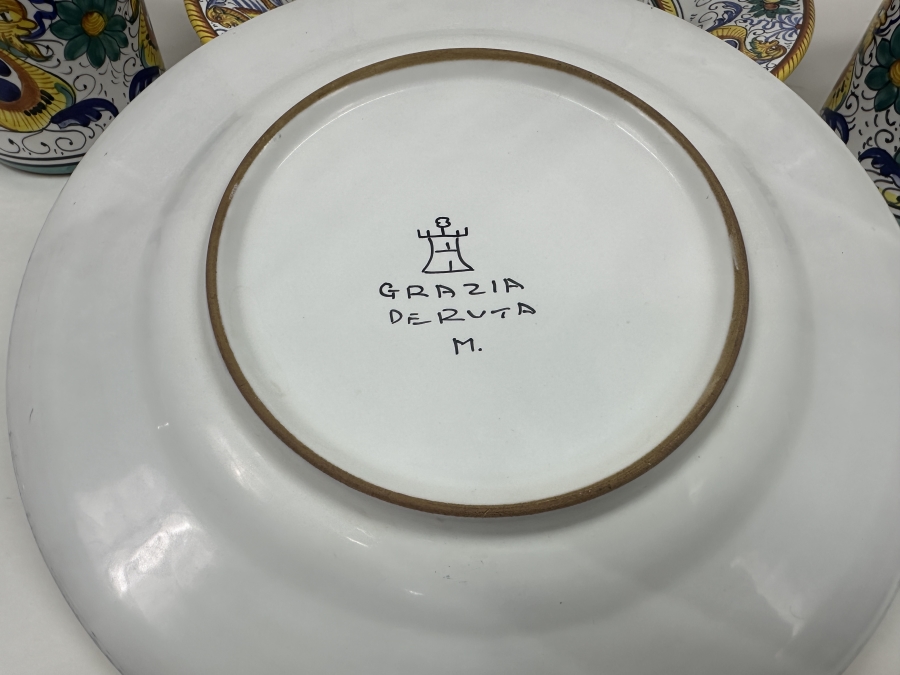 Just Added - Italian Deruta, Italy Hand Painted (4) Coffee Cups And (4) 10' Plates [Photo 5]