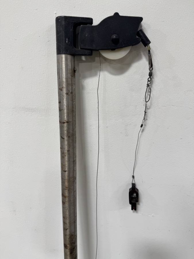 Just Added - Cannon Fishing Downrigger 56'L [Photo 2]