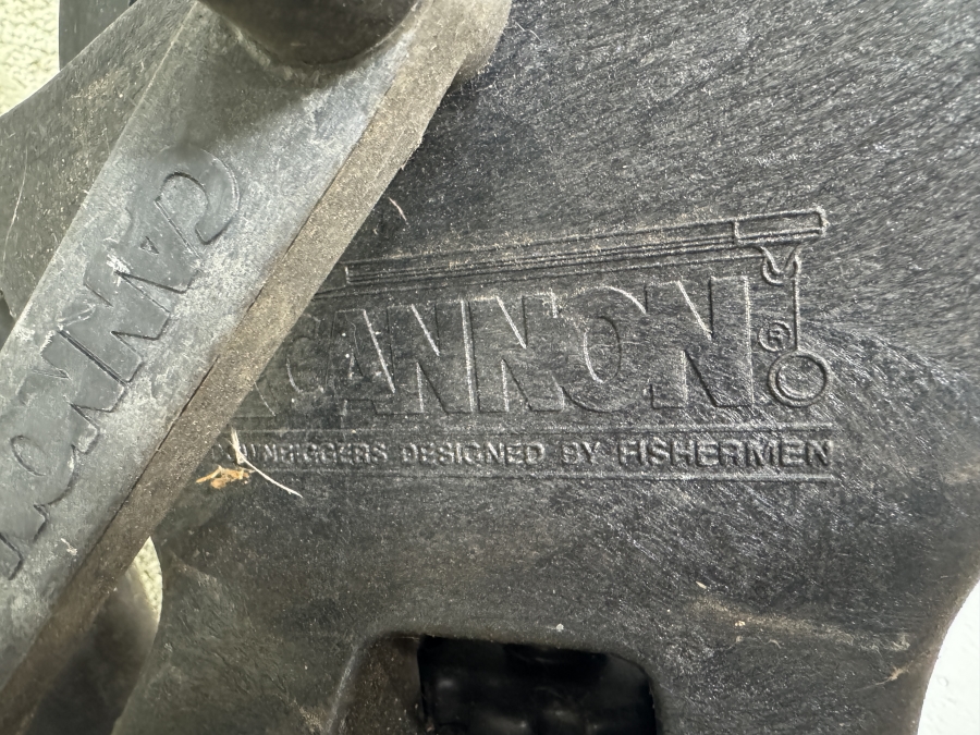 Just Added - Cannon Fishing Downrigger 56'L [Photo 4]