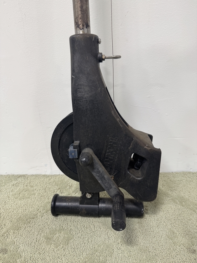 Just Added - Cannon Fishing Downrigger 56'L [Photo 3]