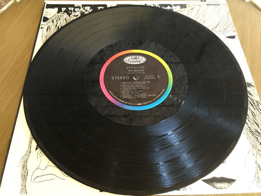 Beatles, The ‎- Revolver - Capitol Records ‎- ST 2576 [Photo 5]