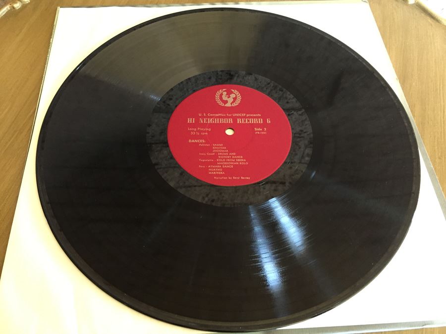 Hi Neighbor Record 6 -  U.S. Committee for UNICEF - PB-1342 [Photo 5]