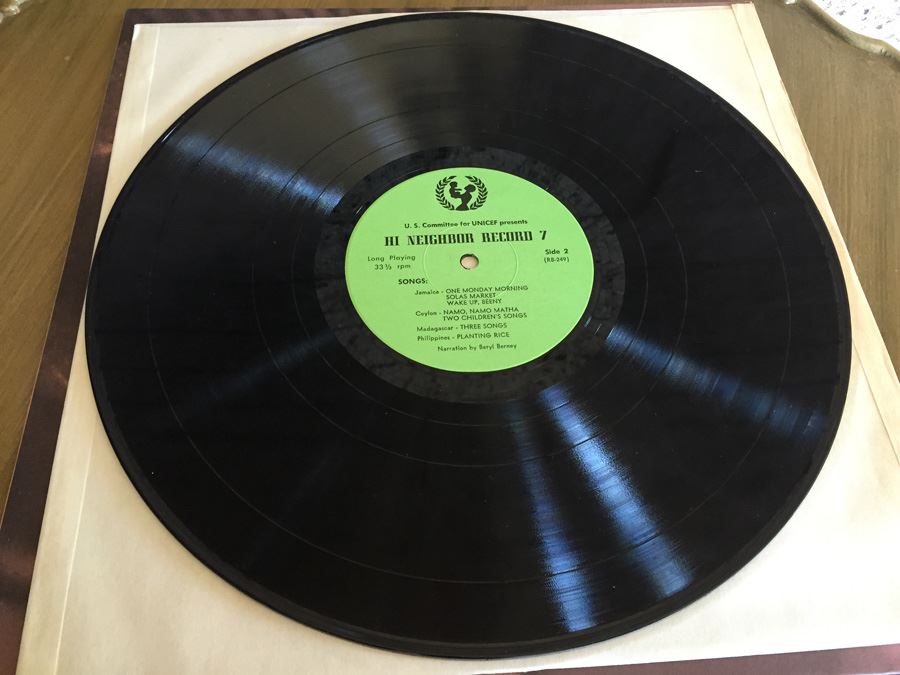 Hi Neighbor Record 7 -  U.S. Committee for UNICEF - RB-250 [Photo 5]