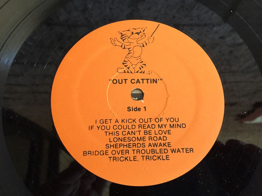 Out Cattin' [Photo 6]