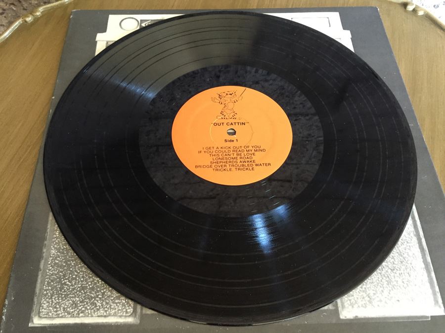 Out Cattin' [Photo 5]