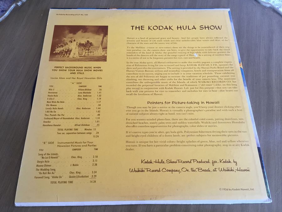 Louise Akeo And Louise Akeo And Her Royal Hawaiian Girls ‎- The Kodak Hula Show - Waikiki Records - LP-102 [Photo 2]