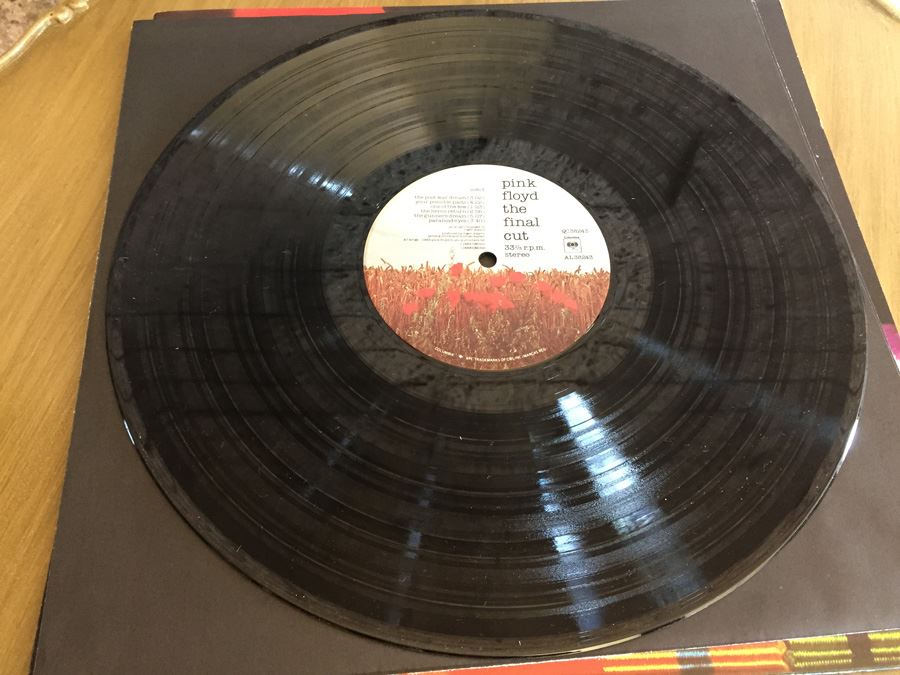 Pink Floyd ‎- The Final Cut - Columbia ‎- QC 38243 [Photo 5]