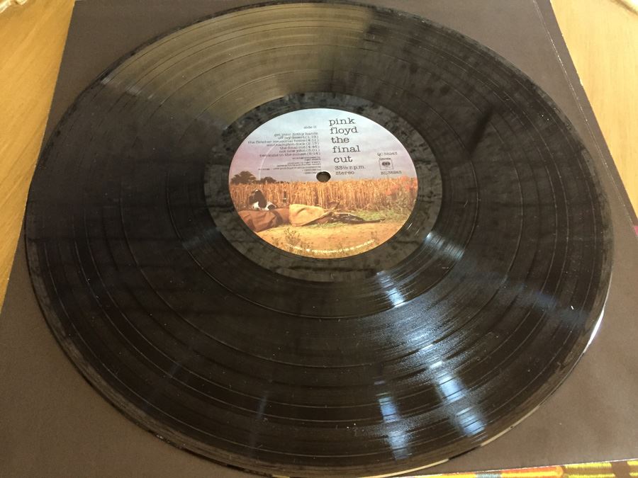 Pink Floyd ‎- The Final Cut - Columbia ‎- QC 38243 [Photo 7]