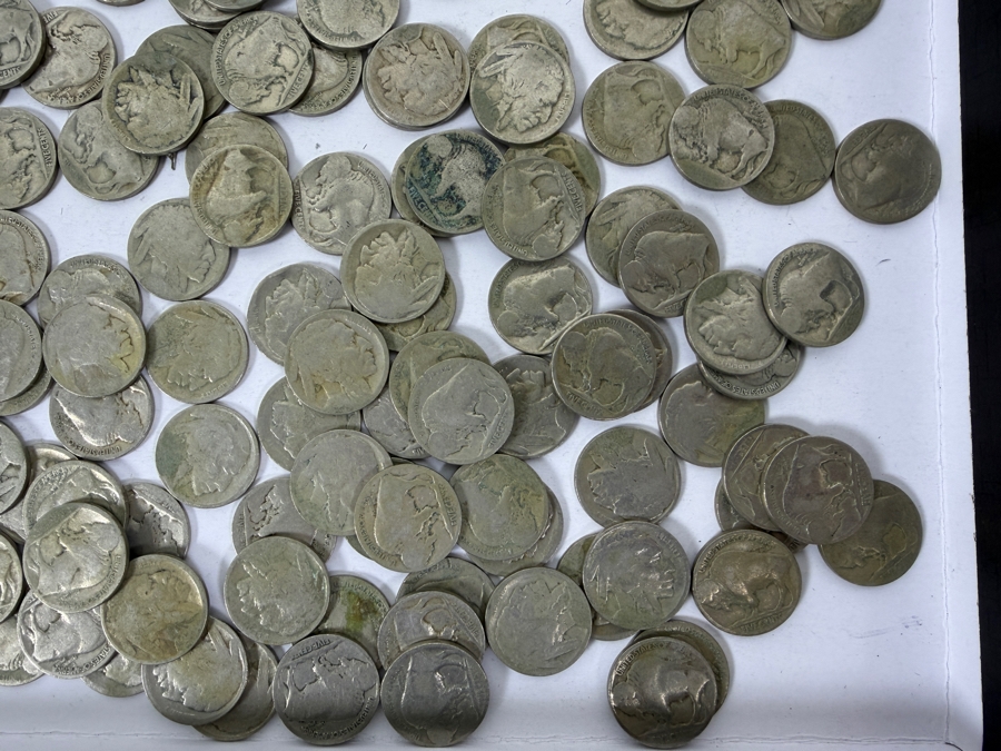Large Assortment of Buffalo Nickels [Photo 4]