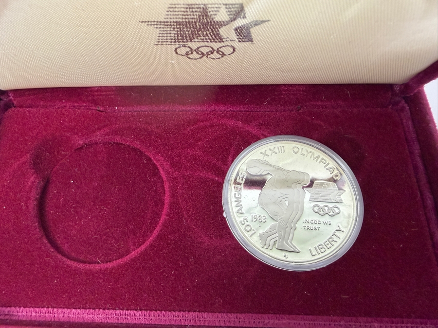 1983 United States Los Angeles 23rd Olympics Silver Dollar Proof Coin In Box [Photo 4]