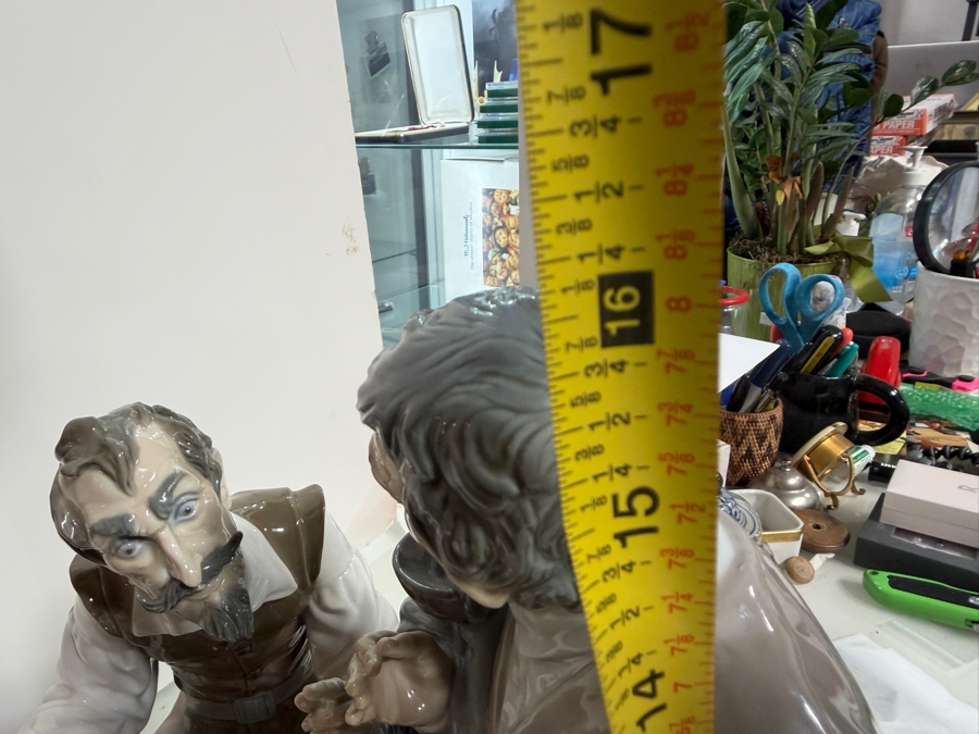 Don Quixote and Sancho Panza Porcelain Lladró Figurine Model #4998 15.5'H Retailed $1,275
 [Photo 11]