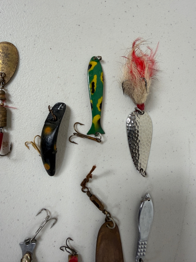 Just Added - Collectible Vintage Fishing Lures - See Photos [Photo 3]