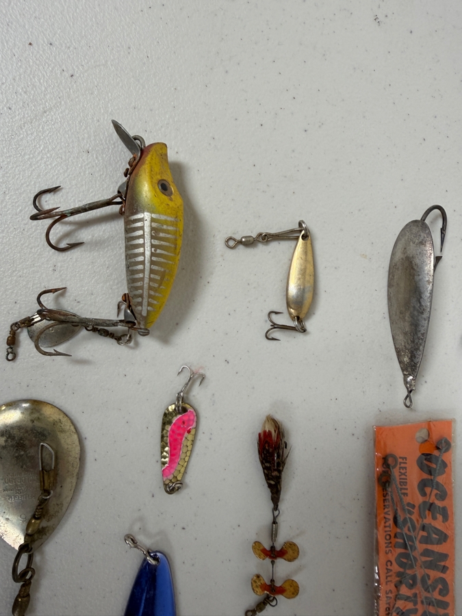 Just Added - Collectible Vintage Fishing Lures - See Photos [Photo 4]