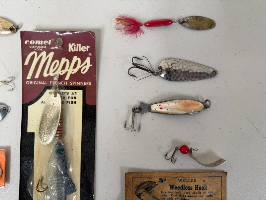 Just Added - Collectible Vintage Fishing Lures - See Photos [Photo 9]