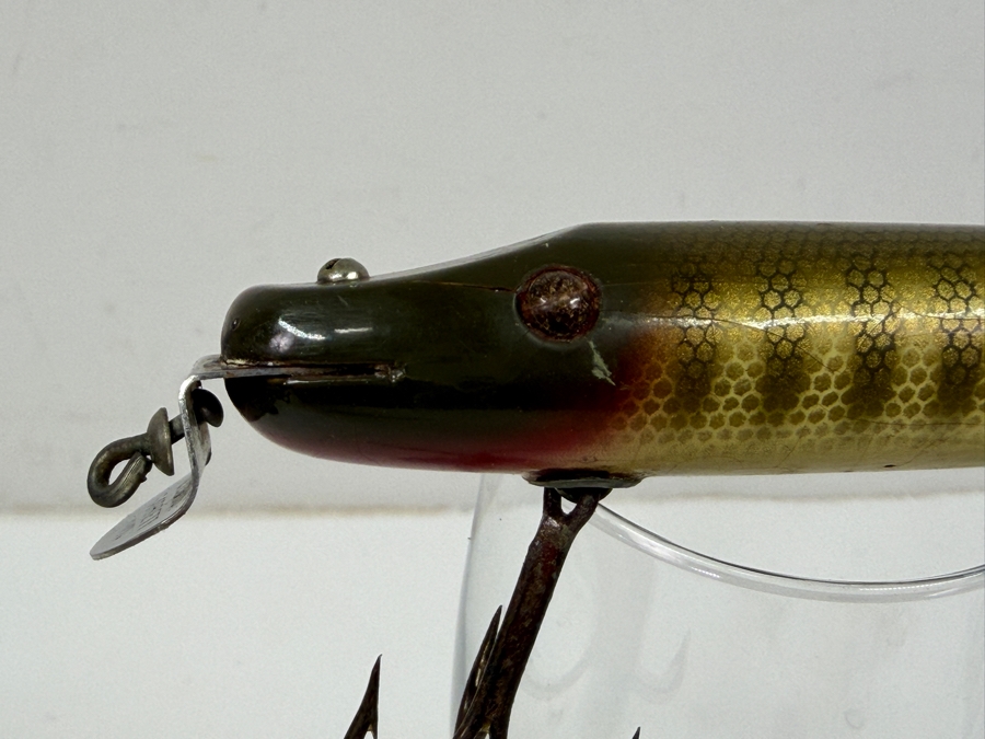 Just Added - Antique C. C. Bait Co (Creek Chub Bait Company) Wooden Fishing Lure Pikie Minnow 1920 Patent Date 5'L [Photo 2]