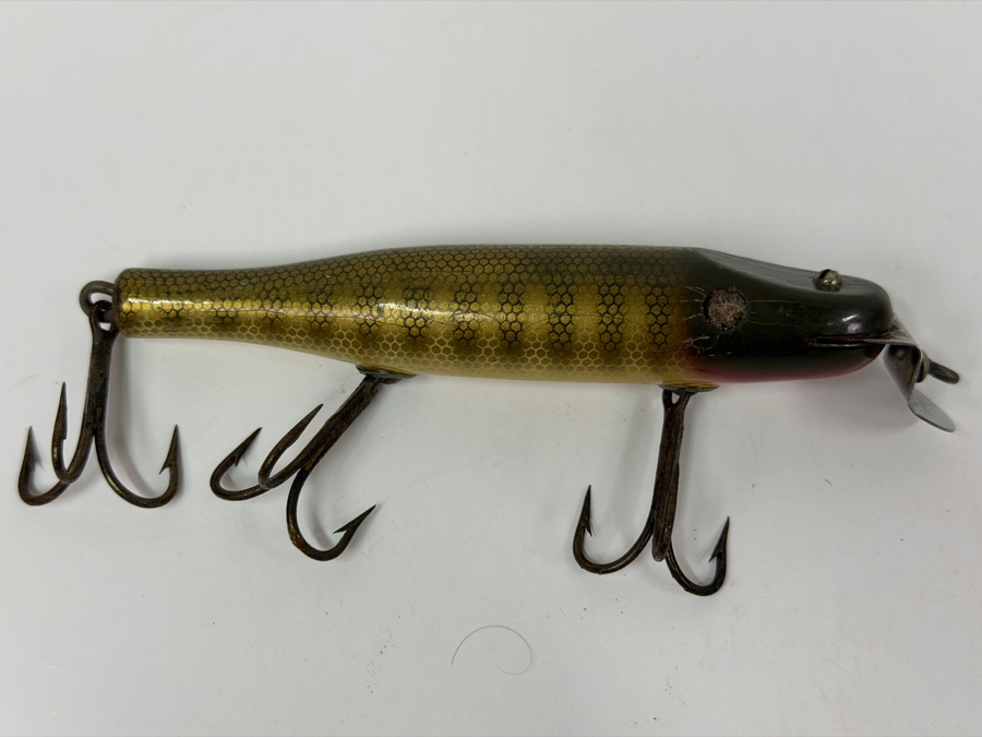 Just Added - Antique C. C. Bait Co (Creek Chub Bait Company) Wooden Fishing Lure Pikie Minnow 1920 Patent Date 5'L [Photo 3]
