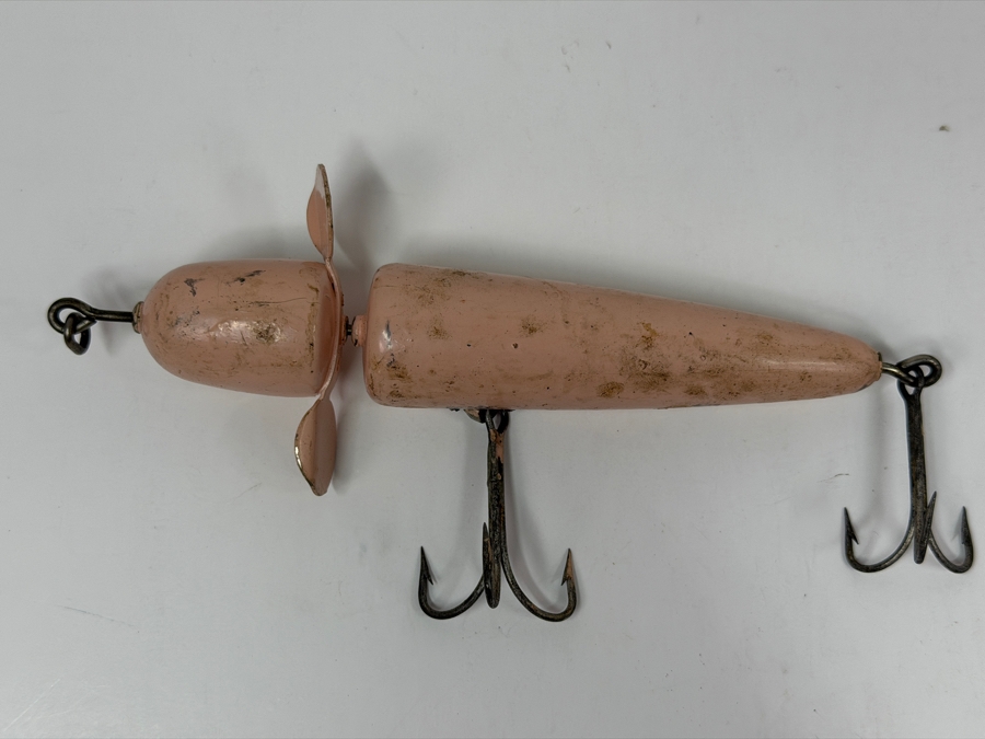 Just Added - Vintage Pflueger Globe 'Bulldog' Wooden Fishing Lure 6.5L [Photo 2]