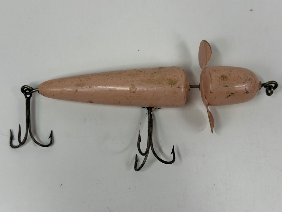 Just Added - Vintage Pflueger Globe 'Bulldog' Wooden Fishing Lure 6.5L [Photo 4]