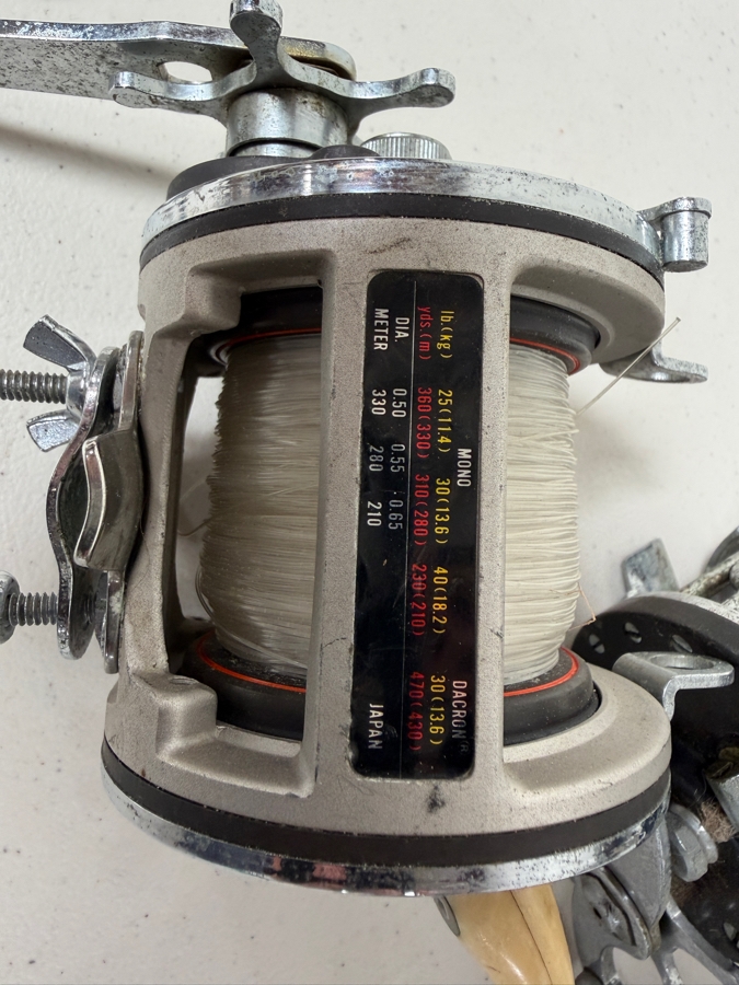 Just Added - (8) Vintage Salt Water Fishing Reels Including Brands Like Penn, Ocean City, Pflueger, 4 Brothers And Daiwa [Photo 13]