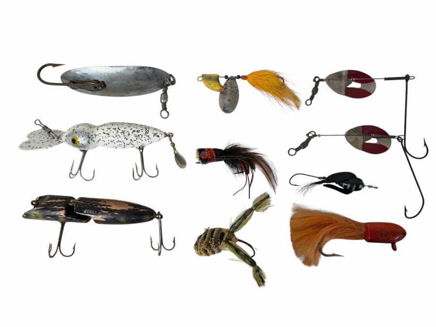 Just Added - (10) Vintage Fishing Lures - See Photos