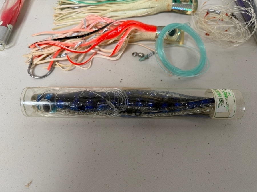 Just Added - (7) Big Game Fish Offshore Trolling Fishing Lures [Photo 2]