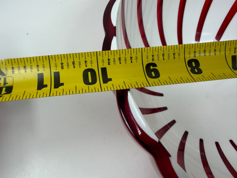 Guzzini Grace Red And White Striped Serving Bowl With Red Serving Utensils Made In Italy 10W X 4H [Photo 7]