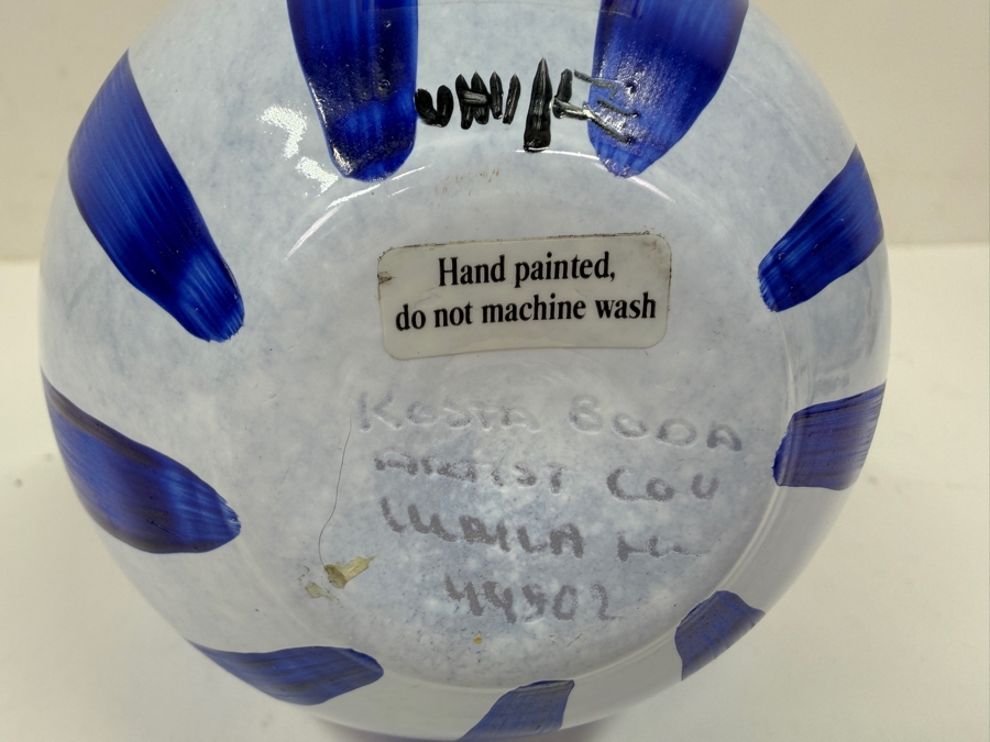 Vintage Kosta Boda Ribbon Vase Designed By Ulrica Hydman-Vallien 7.5'H
 [Photo 4]