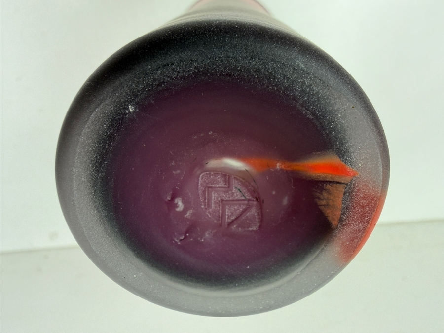 Robert Wynne Of Denizen Glass Studio Purple Art Glass Vase 9.5'H
 [Photo 5]
