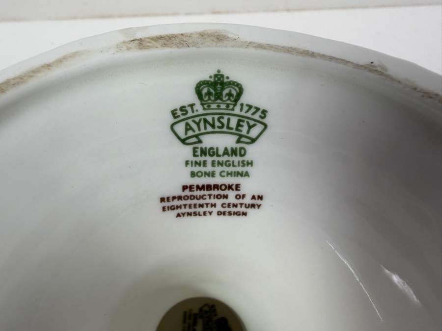 Aynsley Pembroke Fine English Bone China Cake Stand And Server 10'W x 4.5'H [Photo 6]