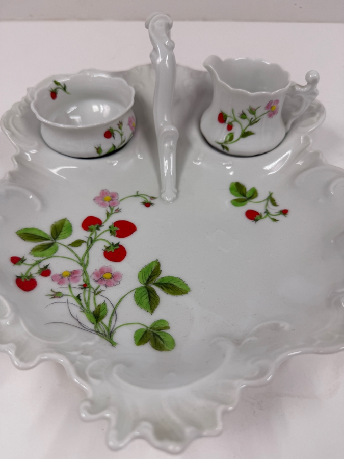 Limoges France 'Peint A La Main' Porcelain Serving Platter With Scalloped Edge And Strawberry Motif 11' W X 9.5'D X 3.5'H [Photo 3]