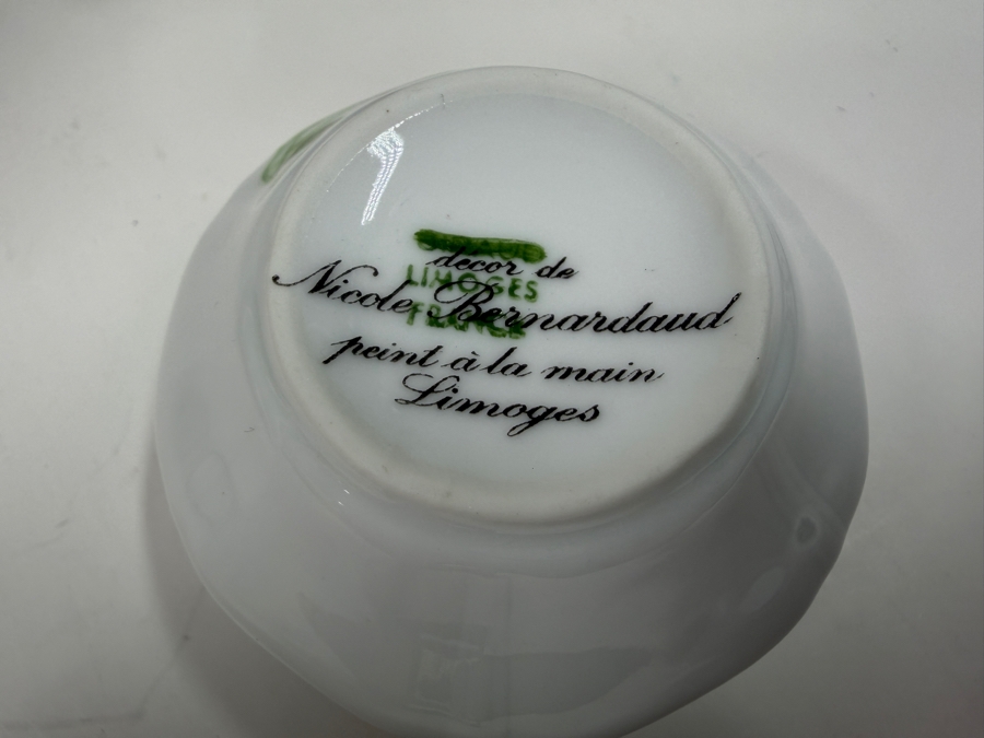 Limoges France 'Peint A La Main' Porcelain Serving Platter With Scalloped Edge And Strawberry Motif 11' W X 9.5'D X 3.5'H [Photo 7]