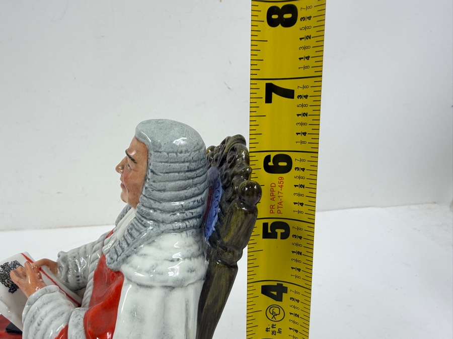 Royal Doulton The Judge HN 2443 Ceramic Figurine Made In England 6.5'H [Photo 7]