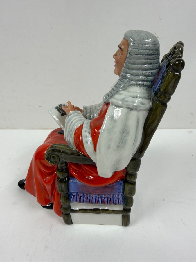 Royal Doulton The Judge HN 2443 Ceramic Figurine Made In England 6.5'H [Photo 3]