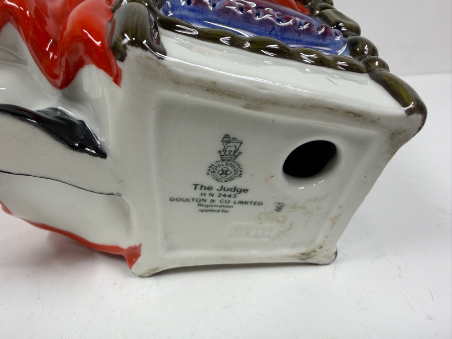 Royal Doulton The Judge HN 2443 Ceramic Figurine Made In England 6.5'H [Photo 5]