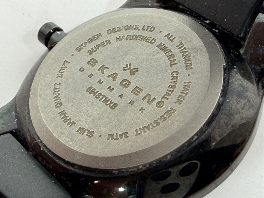 Skagen Denmark Men's Titanium Watch Black Band And Case With Crystal Accents [Photo 4]